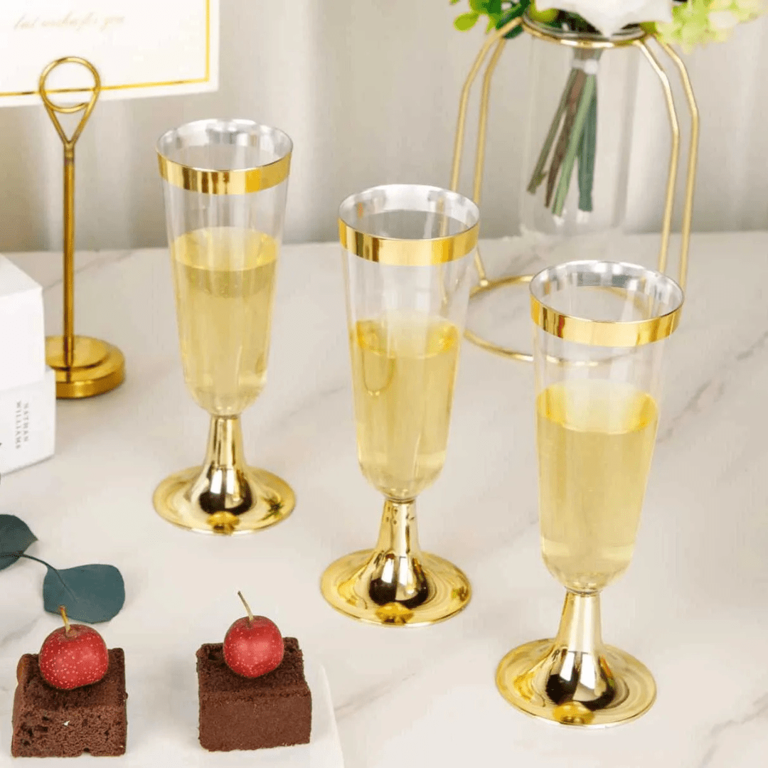 4.5oz Champagne Flutes With Gold Rim Plastic Disposable