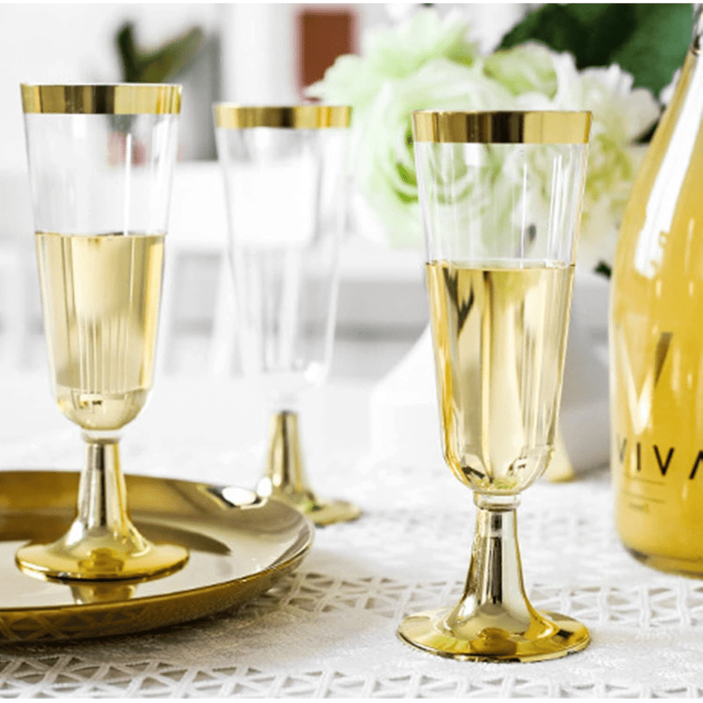 4.5oz Champagne Flutes With Gold Rim Plastic Disposable