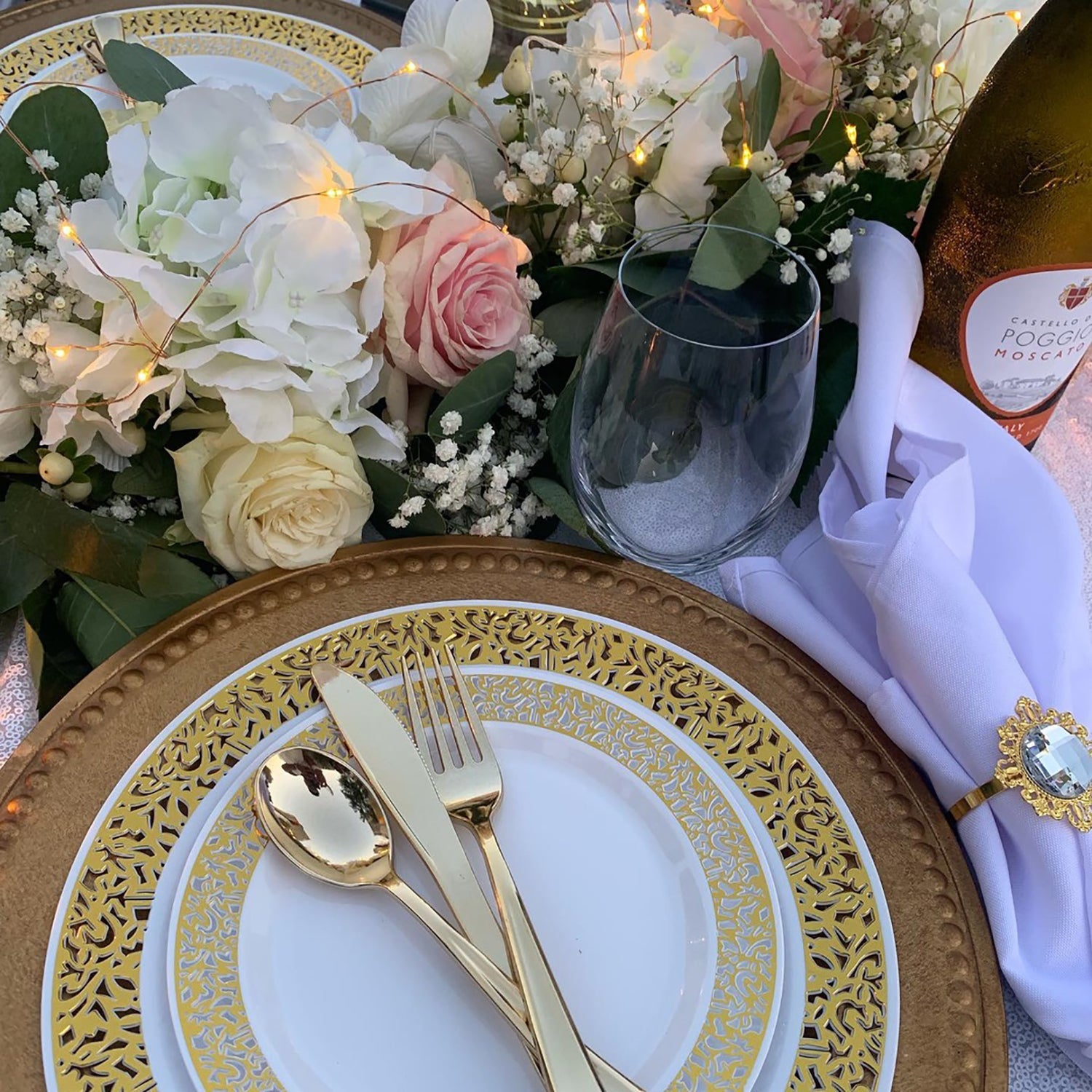 Dynasty Plastic Gold Spoons