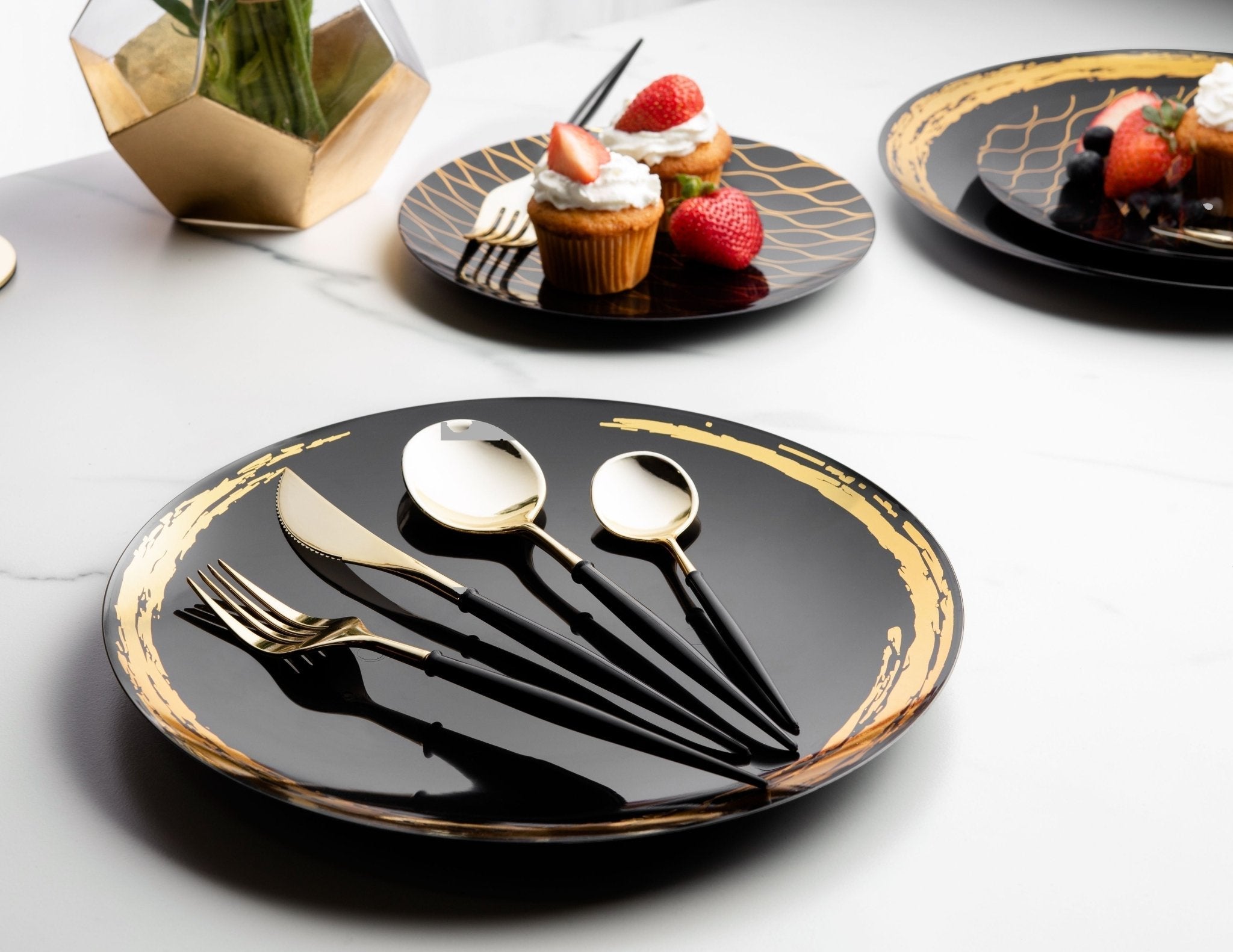Noble Gold Top/Black Bottom Plastic  Cutlery Set 40 Pack