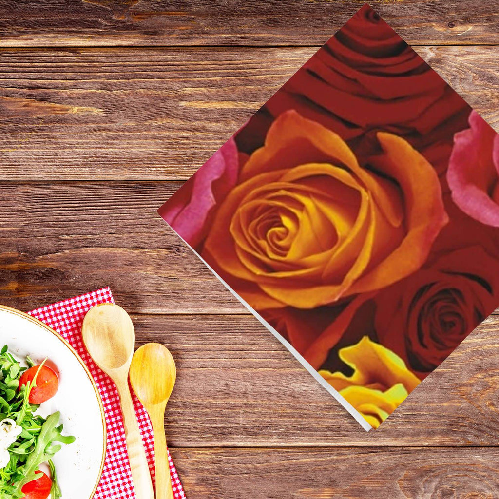 Ecuador Roses Lunch Napkins 20 Pack