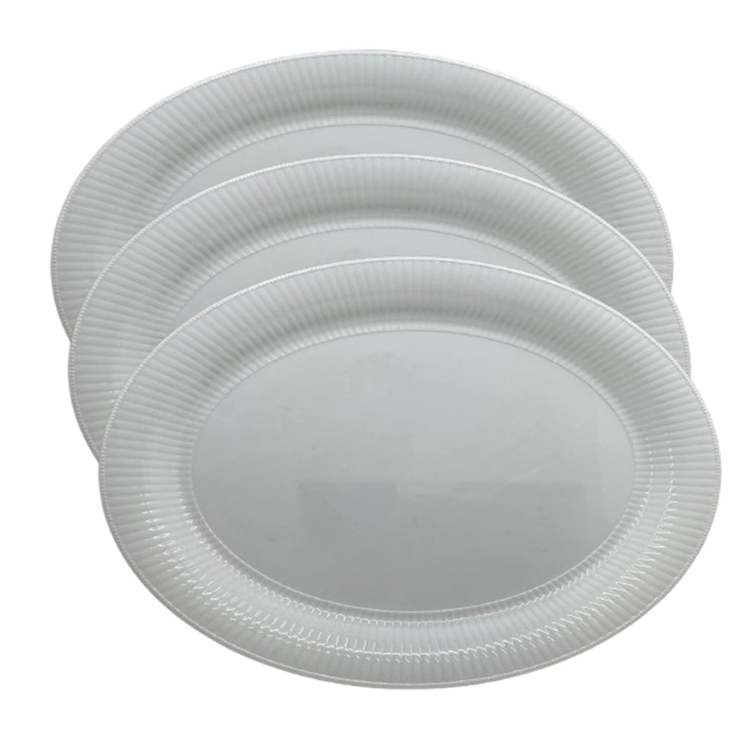 14.25"X 18.5'' Oval Tray White Heavy Weight Plastic