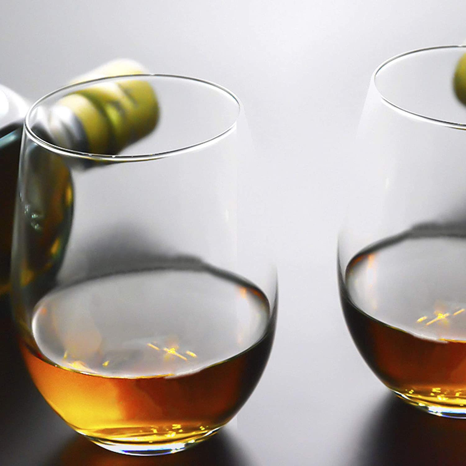 5.5 oz Clear Stemless Plastic Wine Glasses Tumbler