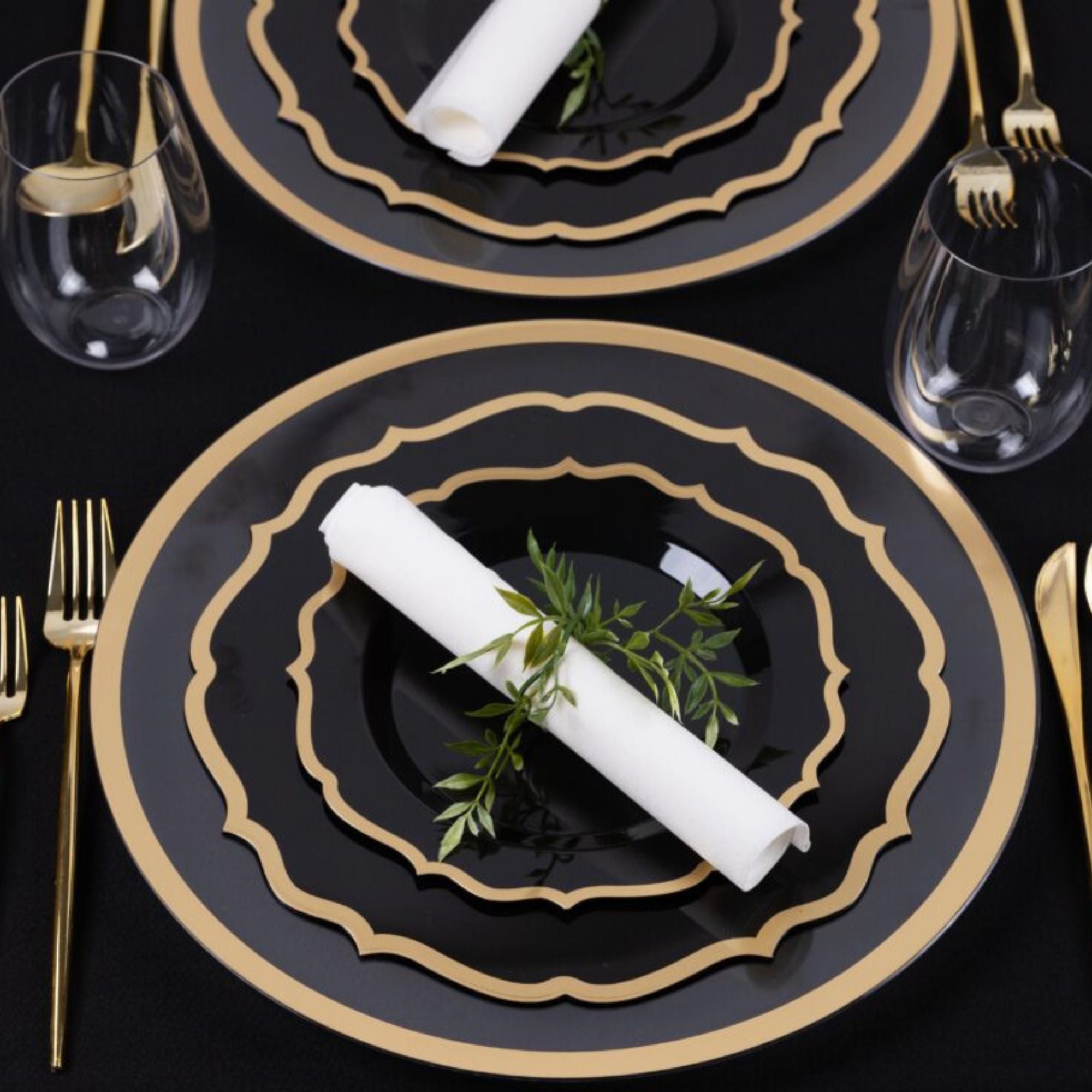10"&7" Black & Gold Plastic Plates Combo Set: Contemporary