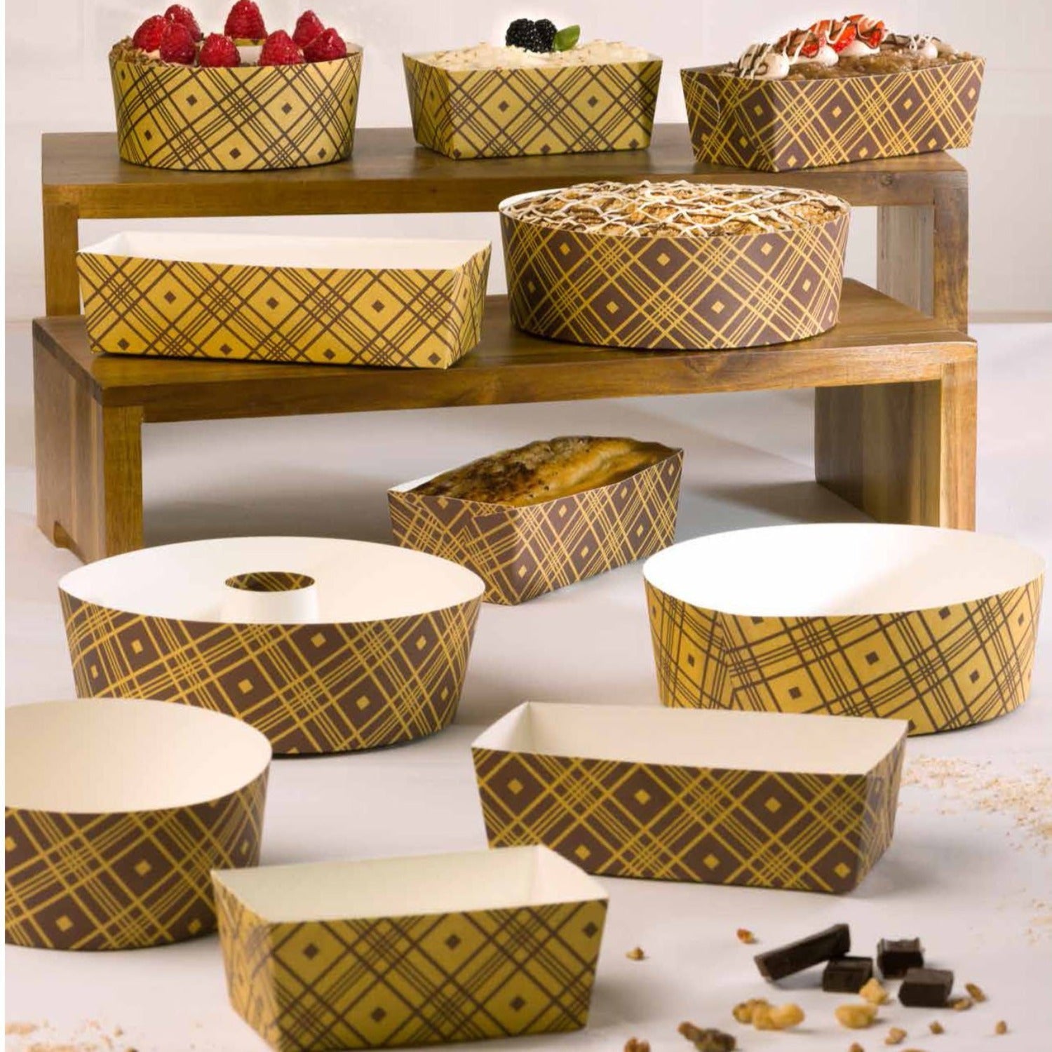 5"x2.25" Paper Plaid Tube Round Loaf Pans 4 pack